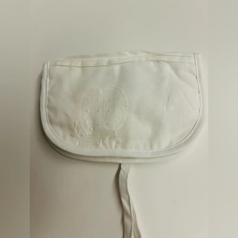 New Paper White Lace Jewelry Case Hand Embroidered 2 Zip Inside Compartment